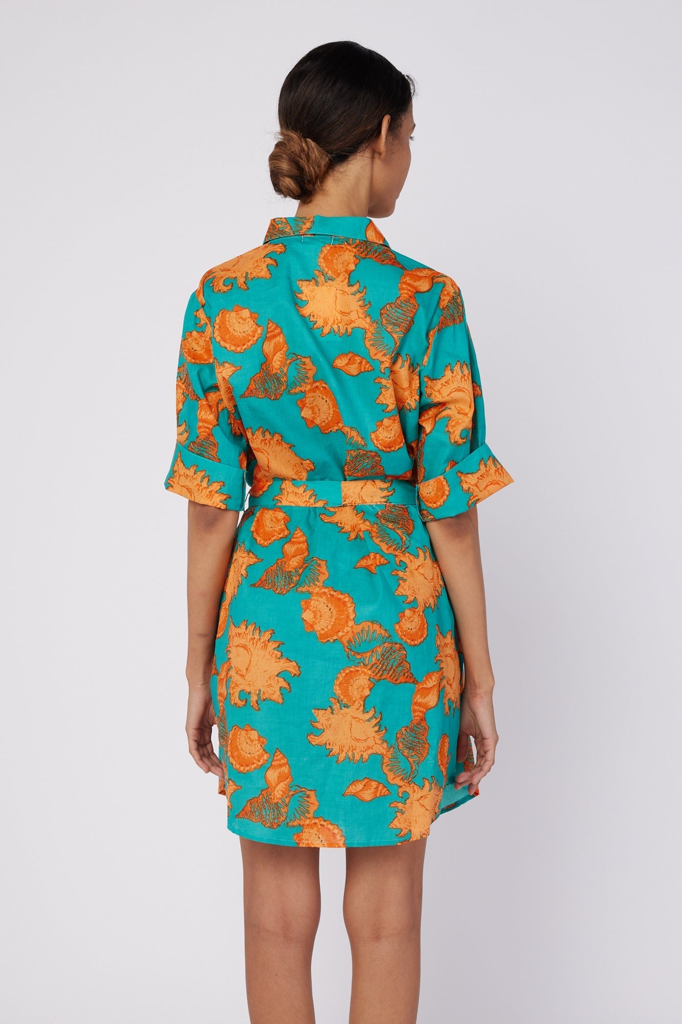 ModaPosa Carlotta 3/4 Sleeve Shirt Dress with Pockets and Detachable Belt in Turquoise Orange Shells . Discover women's resort dresses and lifestyle clothing inspired by the Mediterranean. Free worldwide shipping available!