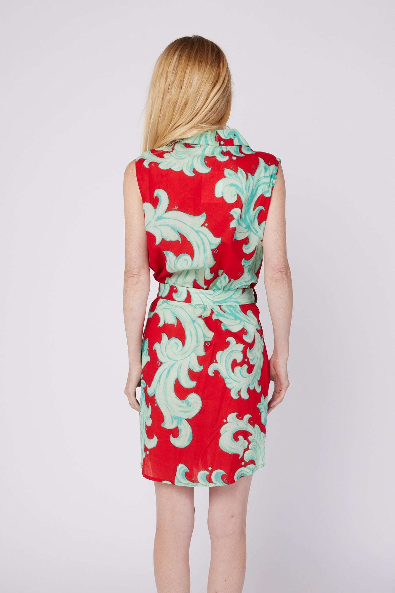 ModaPosa Carlotta Short Sleeve Shirt Dress with Pockets and Detachable Belt in Crimson Mist Baroque . Discover women's resort dresses and lifestyle clothing inspired by the Mediterranean. Free worldwide shipping available!