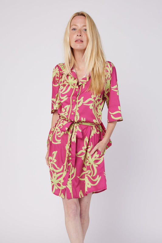 ModaPosa Carlotta 3/4 Sleeve Shirt Dress with Pockets and Detachable Belt in Raspberry Lime Flower . Discover women's resort dresses and lifestyle clothing inspired by the Mediterranean. Free worldwide shipping available!