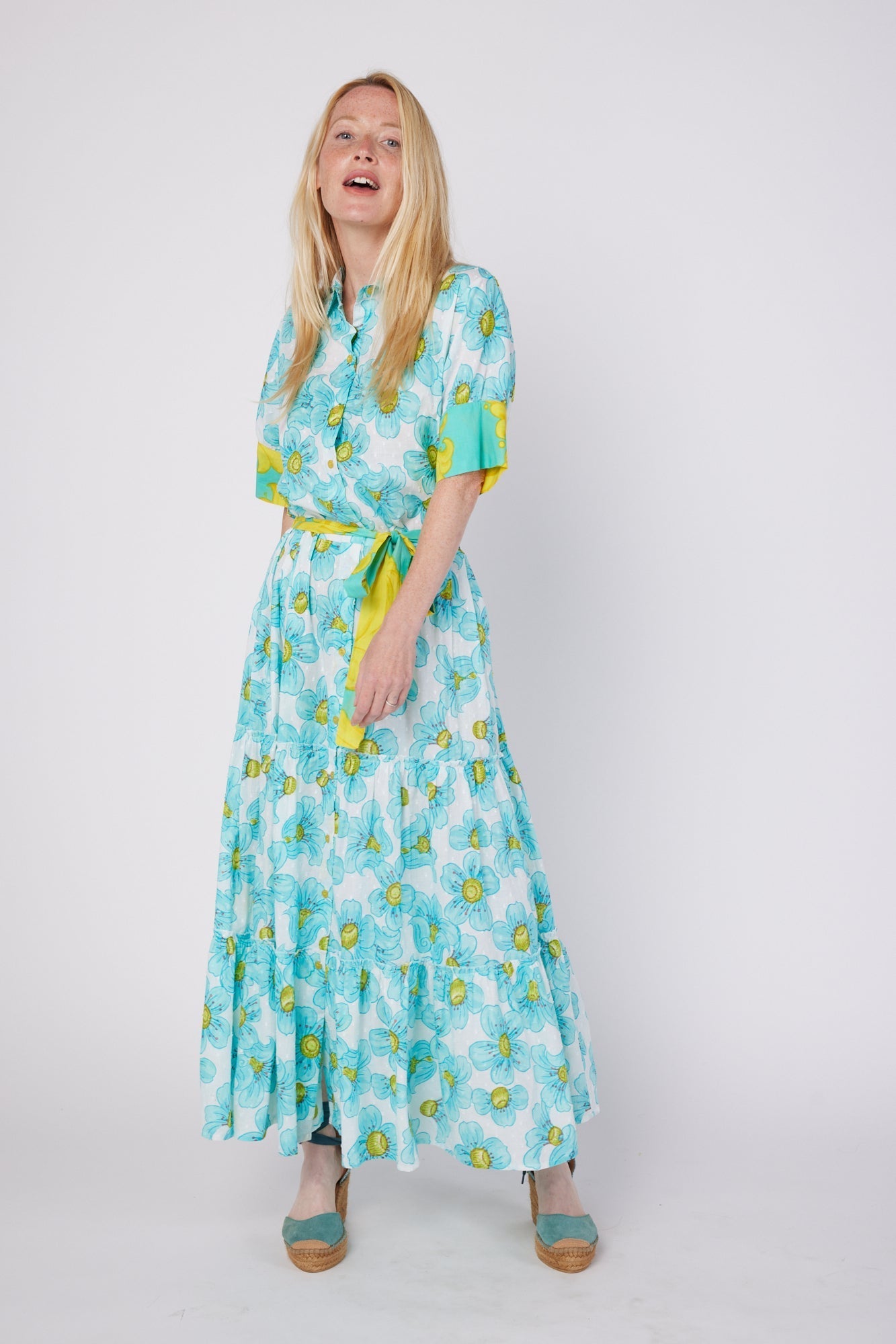ModaPosa Alcee Short Puff Sleeve Maxi Dress with Collar and Detachable Belt in Blue Floral . Discover women's resort dresses and lifestyle clothing inspired by the Mediterranean. Free worldwide shipping available!